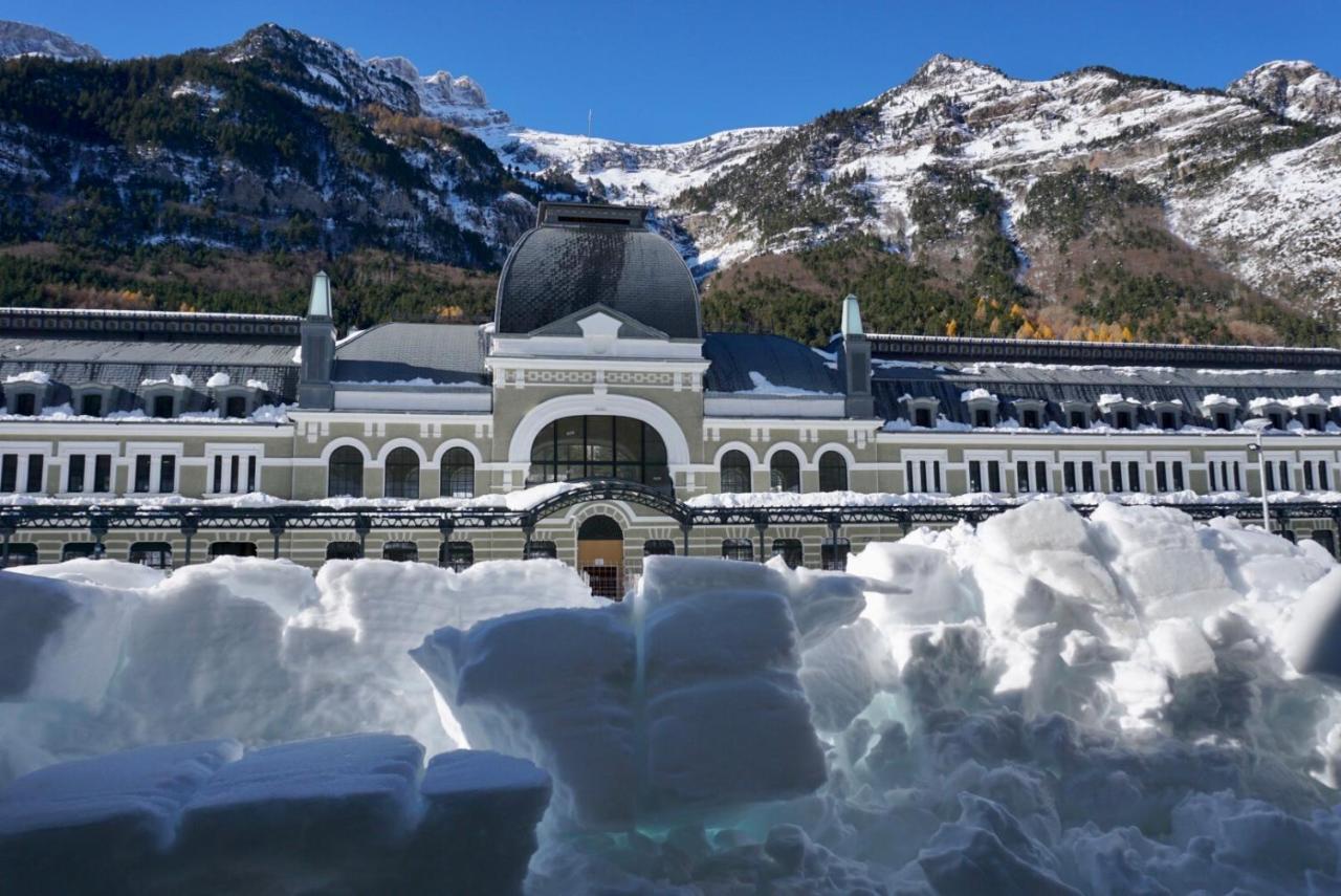 El Refugio De La Ardilla, Apartamento Canfranc-Estacion Leilighet Eksteriør bilde